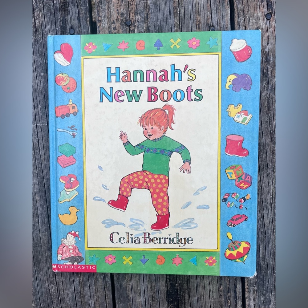‘HANNAH’S NEW BOOTS’ VINTAGE HARDCOVER CHILDRENS BOOK 1993